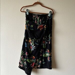 Vintage Hawaiian Floral Black Skirt